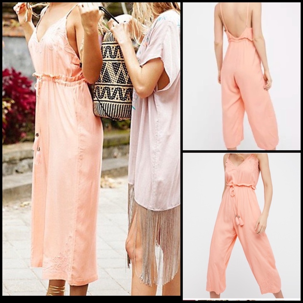 Free people Fonda Peach Wide Leg Embroidered Tassel Drawstring Waist
Jumpsuit S